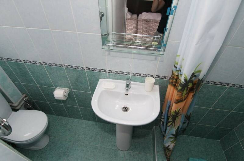 Апартаменты с кухней (спальная + гостиная)