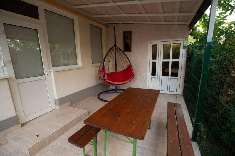 Двухкомнатный премиум с сауной и двором