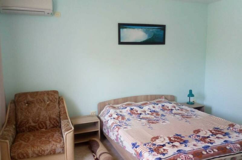 2-х комнатный номер на 4−5 чел. с удобствами 1 эт