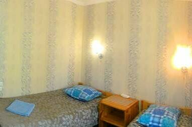 Номер 4-х местный в коттедже (2 этаж)