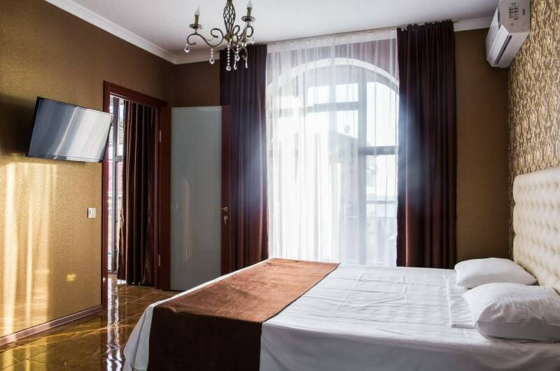 4-х местный 2-х комнатный «Люкс»