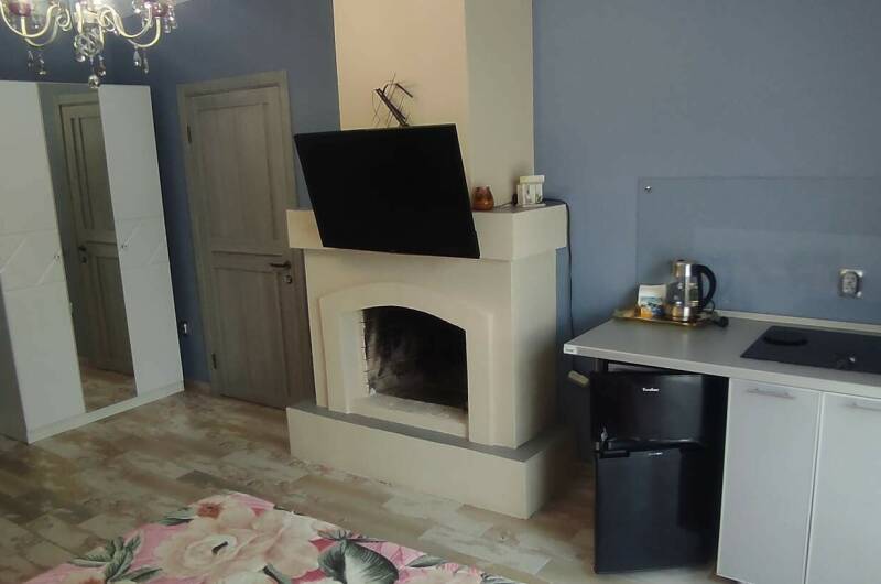 № 4 Четырех местный люкс студия (3 этаж)