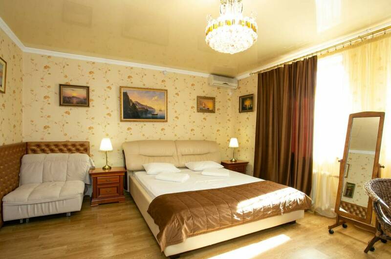 Каюта «Капитана» № 11 с кухней (+1 доп. место)