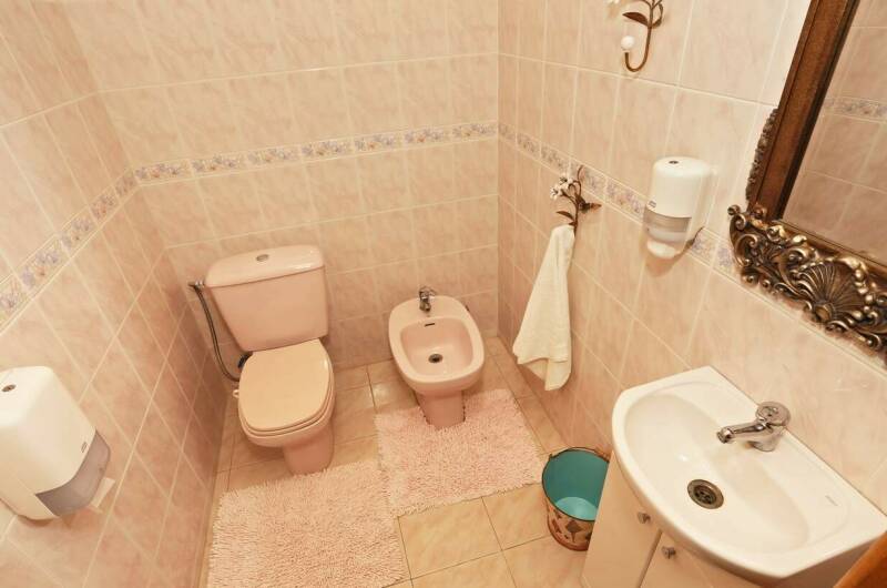 Каюта «Капитана» № 11 с кухней (+1 доп. место)