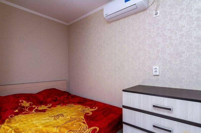 Трехместный «Полулюкс>