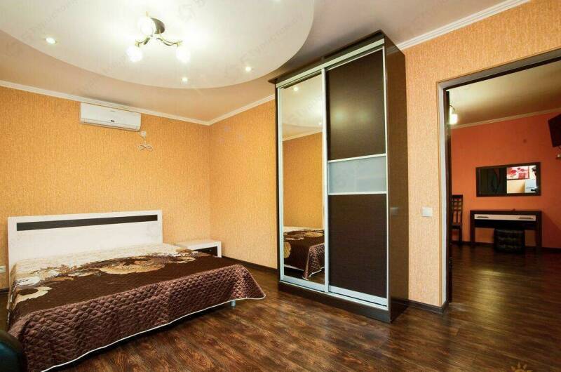 Номер «Люкс» (двухкомнатный)