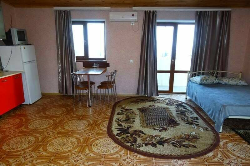 Четырехместный номер «Люкс» на третьем этаже