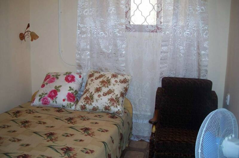 Двухместная комната эконом, первый этаж