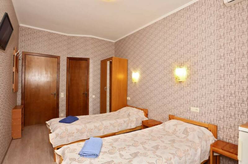 Двухместный номер с двумя кроватями, балконом