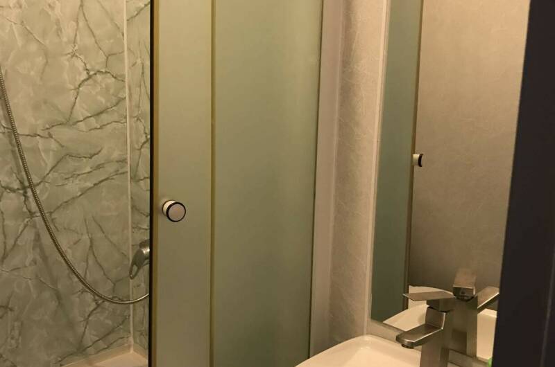 Комната с двухспальной кроватью