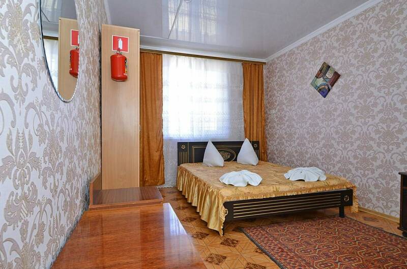 Двухместный номер (двуспальная кровать)