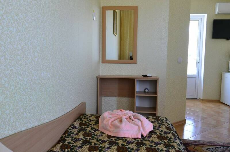 Двухместный номер (раздельные кровати, балкон)