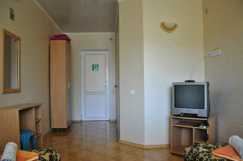 Двухместный номер (раздельные кровати, балкон)