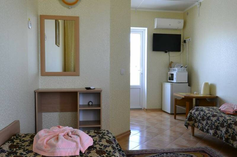 Двухместный номер (раздельные кровати, балкон)