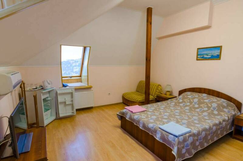 Номер «Мансарда № 9»