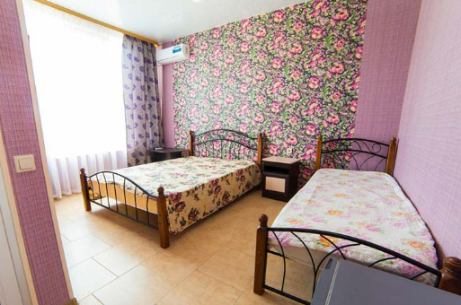 Трехместный номер «Стандарт» с удобствами