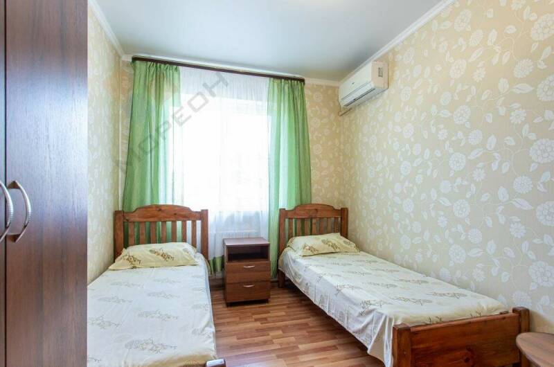 Комната для двух человек с удобствами без балкона