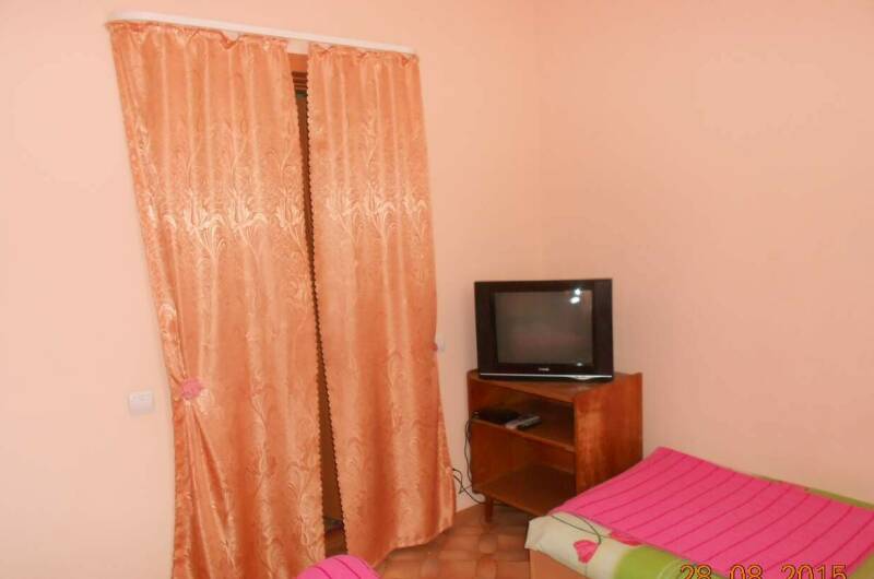 3 изолированные комнаты в доме