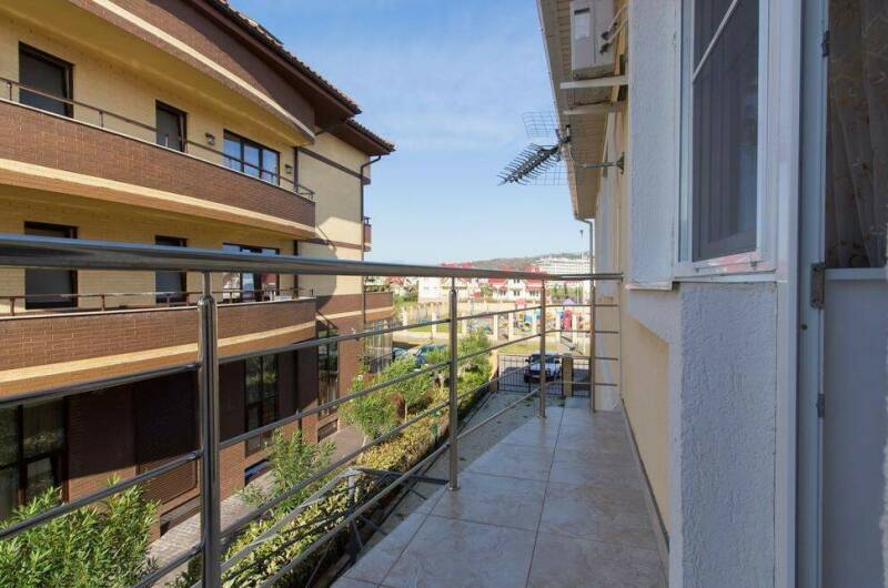 4. Комната на троих с большой кроватью, с санузлом