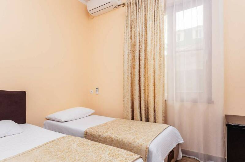 Номер стандарт с цельной кроватью