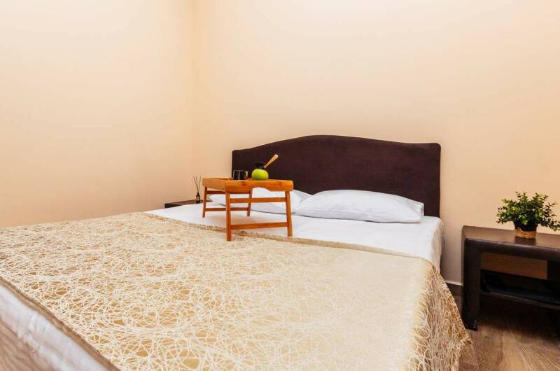 Номер стандарт с цельной кроватью