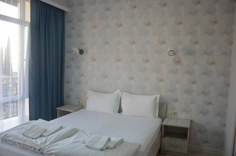 Номер «Комфорт» с балконом и видом на море