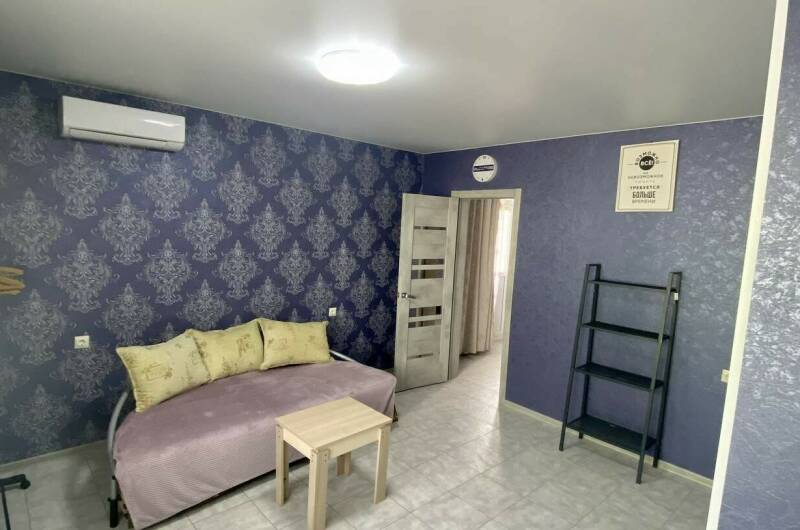 Двухкомнатный Комфорт + с кухней и балконом