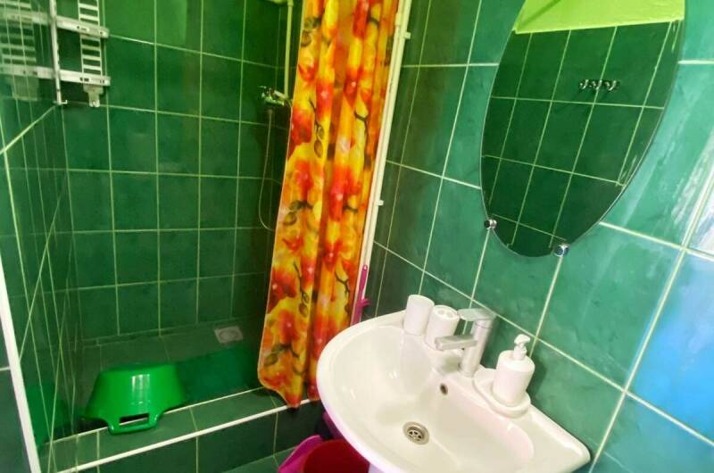 5 — местный номер (с кухней)