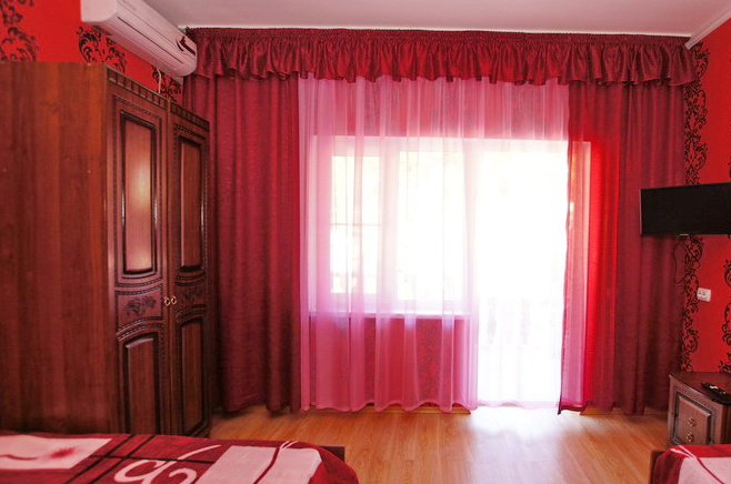 Трехместный номер с удобствами