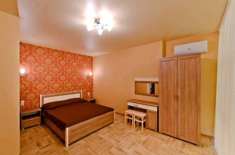 Делюкс. Двухместный номер с кроватью «king-size»