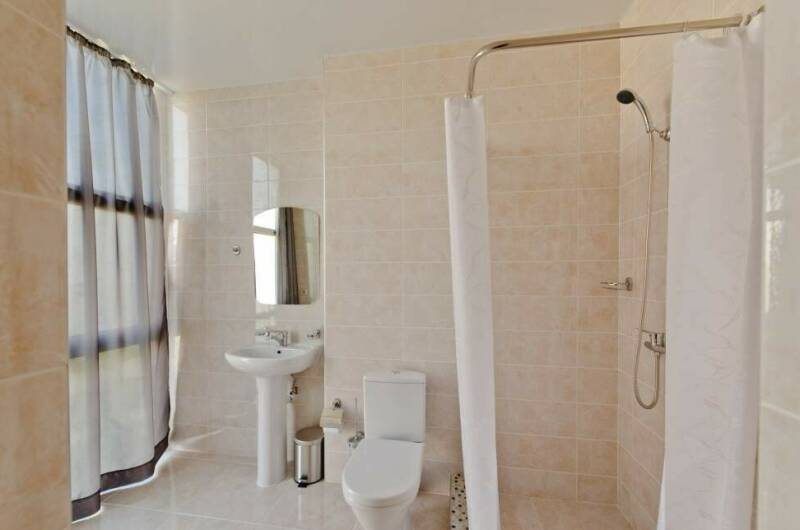 Делюкс. Двухместный номер с кроватью «king-size»