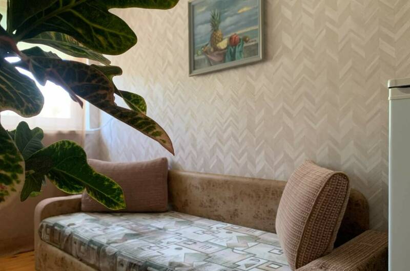 Комната без балкона