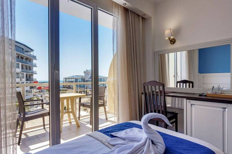 2-х местный с балконом в сторону на моря 2этаж