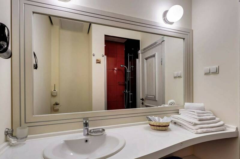 2-х местный с балконом в сторону на моря 2этаж