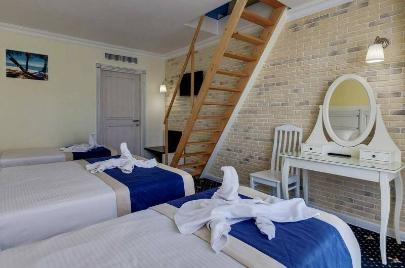 Лофт 3-х комнатный + кухня № 501 маленький балкон