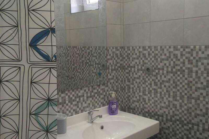 Улучшенная четырехместная комната с балконом