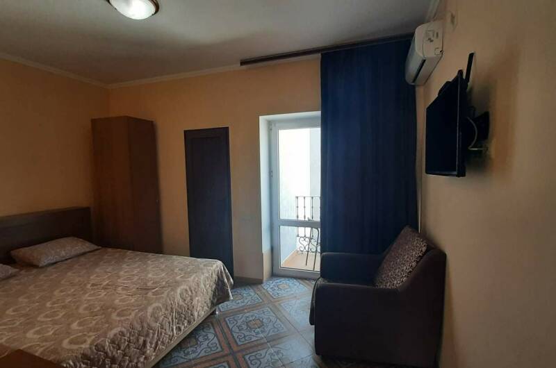 Улучшенная Двухместная комната с балконом