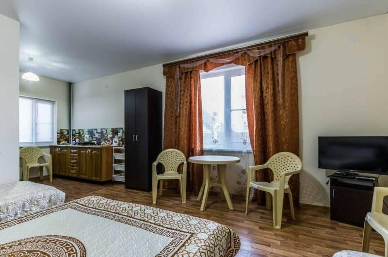 Четырехместный номер с удобствами № 1