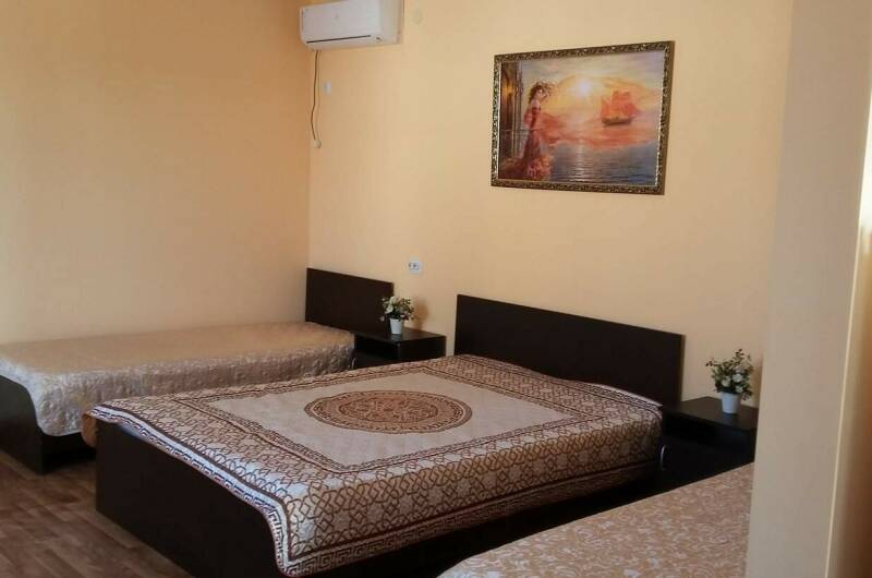 Четырехместный номер с удобствами № 3