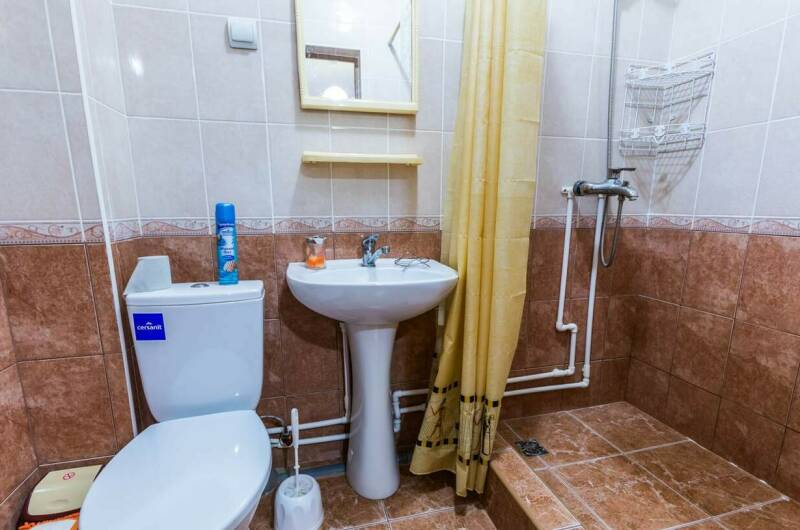 Четырехместный номер с удобствами № 4