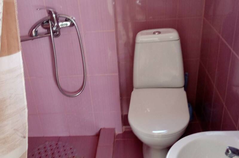 Трёхместный номер с удобствами