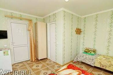 Трёхместный номер с удобствами