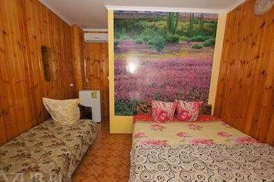 Трёхместный номер с удобствами