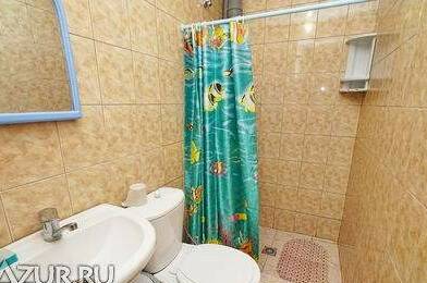 Четырёхместный номер с удобствами