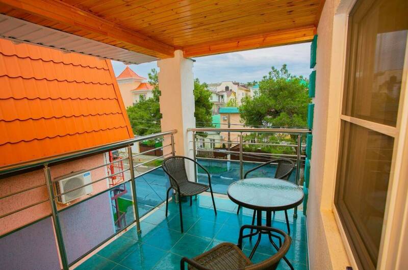 N6 Четырехместный номер