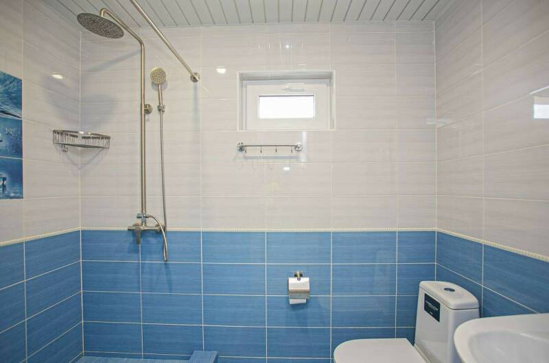 N8 Трехместный номер