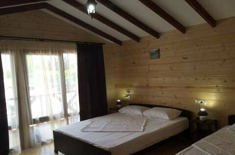 Коттедж 4-х местный