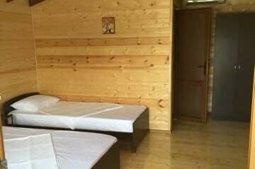 Коттедж 4-х местный