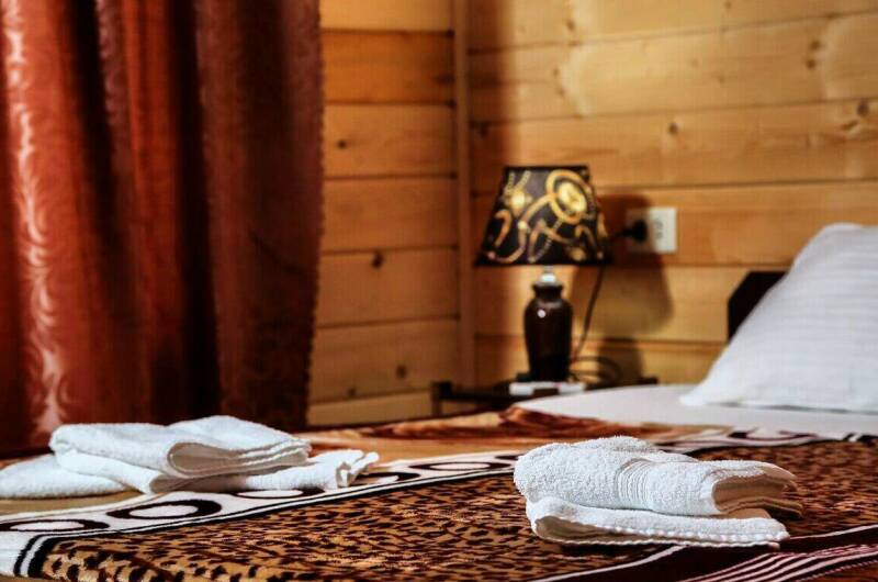 Коттедж 4-х местный