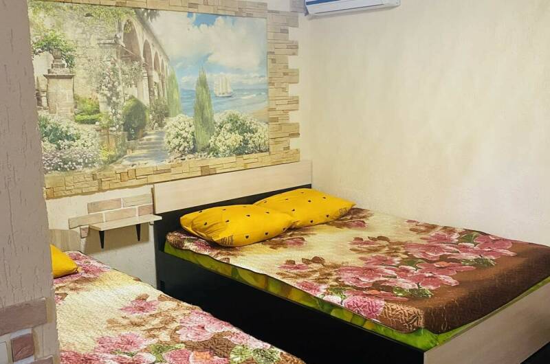 Трехместный номер (1 этаж)